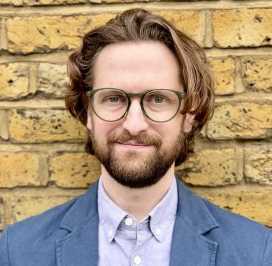 Tom Drake Headshot
